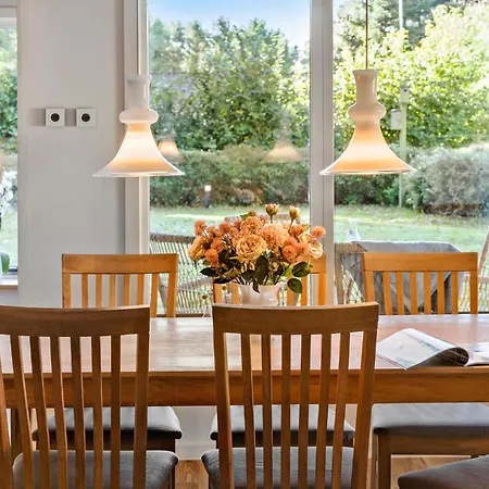 Hébergement de vacances Superbe Maison à Avec Wifi *